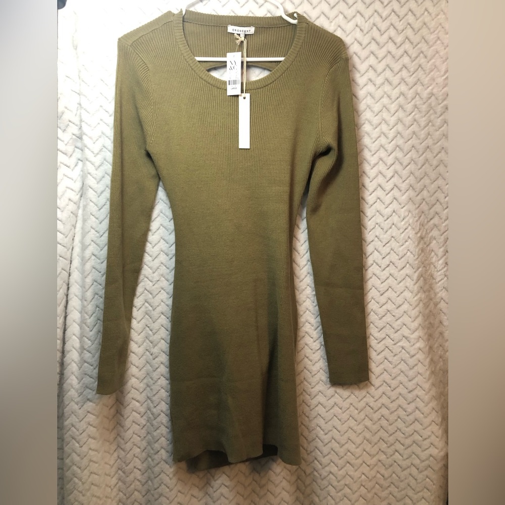 Crescent Olive Green Sweater Dress Size Large NWT BACK Cutout.